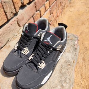 Jordan Retro 4 Black