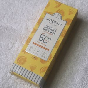 Dot & Key Vitamin C Sunscreen (80gm) Big Pack