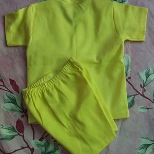 Infant Set/ T Shirt - Half Pant