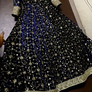 Heavy Gown Wedding Wear