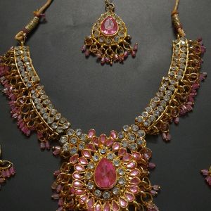 Stone Set Necklace With Mangtika - Extra Pair Tops