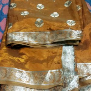 Beautiful saree With Sliver Design