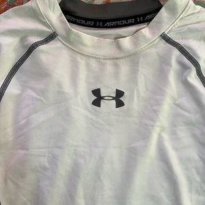 UNDER ARMOUR COMPRESSION HEAT GEAR SHORT SLEEVES