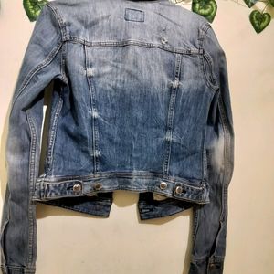 Blue Denim Jacket . Great Choice For Winters.