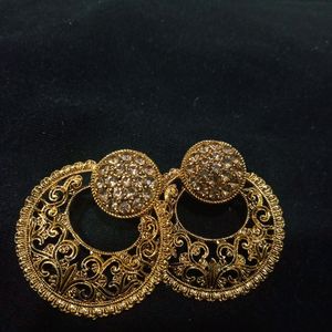 earings golden round