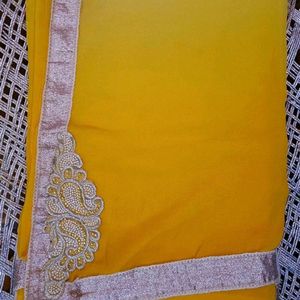 beautiful duble shade saree.