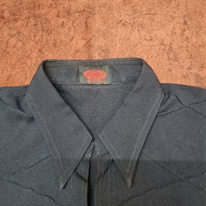 A Formal overcoat with Rich Look Sleeve Pattern