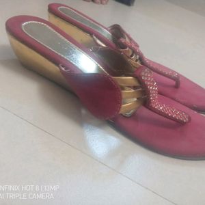 Red Chappal