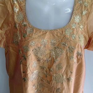 🎉SALE🎉Golden Zari Embroidered Kurta