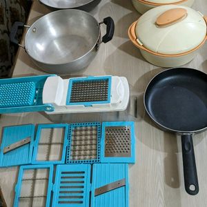 14 Kitchen Set Items