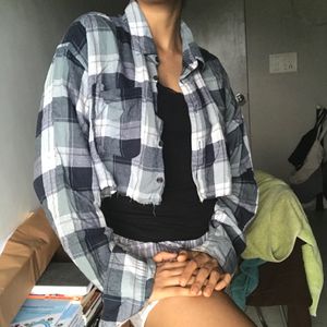 Cropped Checkered Oversized Shirt