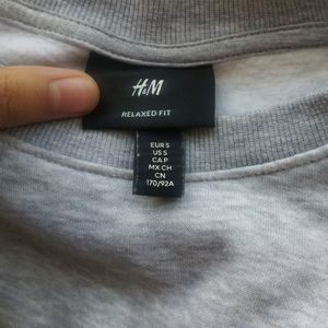 H&M Sweatshirts Black,White, Lavendar