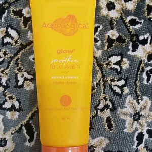 Aqulogica Facewash Glow