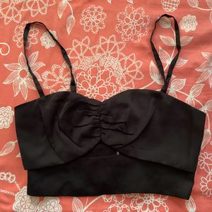 Black Cropped Cami Top With Straps