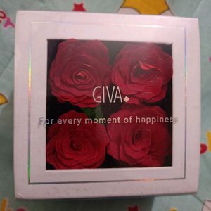 "GIVA" Gift Box... New