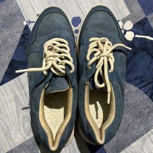 Men Shoe