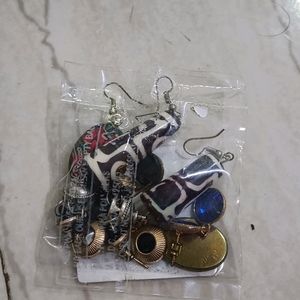 Earrings Of 4 Pairs