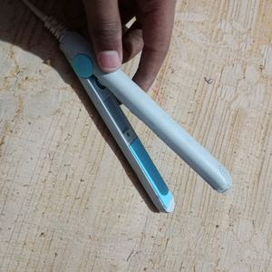 MINI HAIR STRAIGHTENER FOR GIRL/WOMEN 😍