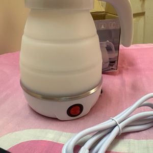 Foldable Electric Travel Kettle - Never Used