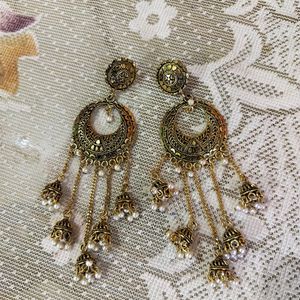 GOLDEN Coloured EARRINGS