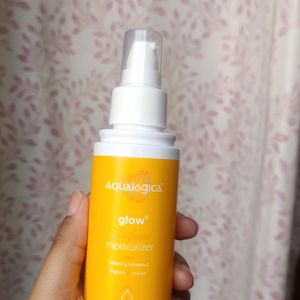 Aqualogica Glow+ Oil Free Moisturizer