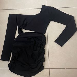 Black Solid Cut Out Bodycon Dress