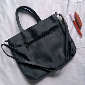 Sling/Hand bag.