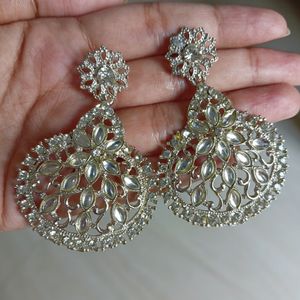 Earrings With Bindi