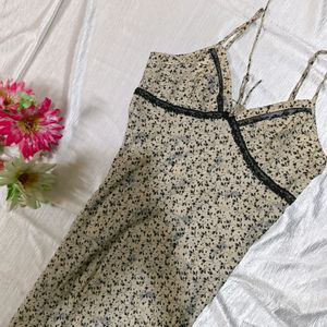 🦋Pinterest Lace Maxi Dress - New✨