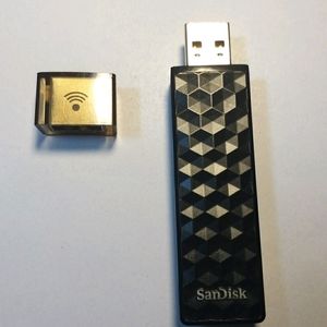 SanDisk Connect Wireless Stick 16GB WiFi Drive