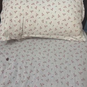 4 Single Bed sheets - With Pillow Cover