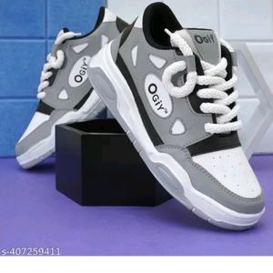 BRAND NEW SPORTS SHOES 6 SIZE OGIY