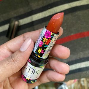 Prakrutik Organic Lipstick