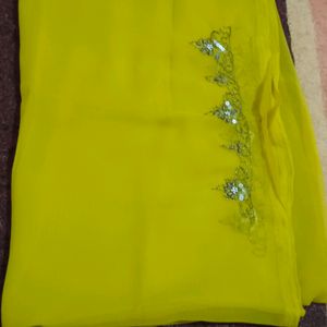 Saree With Blouse Piece 50 Off