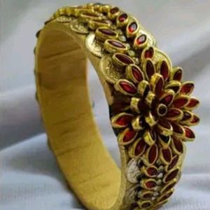 (Diwali Offer)...combo 550 Trending Bracelet Bangl