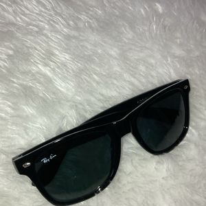 RAY-BAN ORIGINAL SUN SHADES