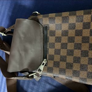 Louis Vuitton  Unisex Sling Bag