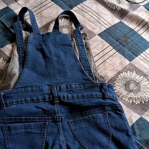 Women Dungaree😍