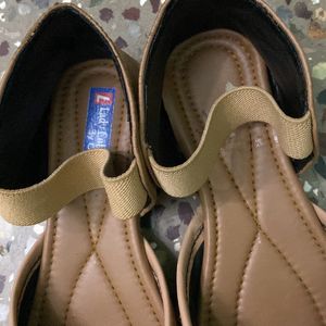 Sandal (used)