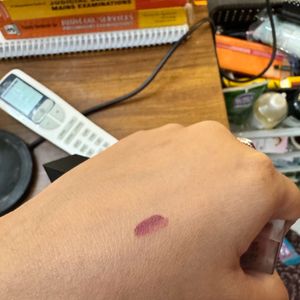 Morphe Matte Lipstick (Mauve Color)