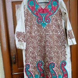 Kashmiri Kurti