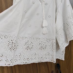 Cotton White Colored Chicken Top