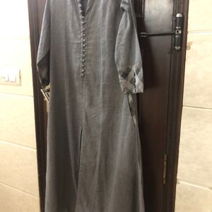 Grey Kurta With Potli Buttons On Neckline