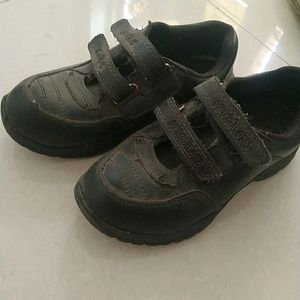 School Shoes For Boys, It's Good Conditions