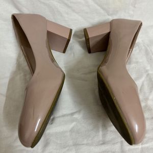 Sherrif Shoes Nude Pump Block Heels