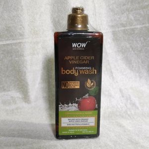 Wow Skin Science Foaming Body Wash