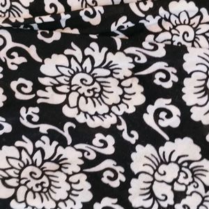 Black And White Printed Floral Skirt