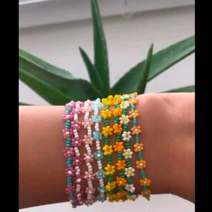 Cute Flower 🌼🌸 Bracelet 📿