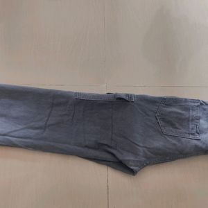 GREY CARGO PANTS ( ZARA) UNDER 500