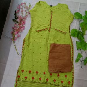 Thread Work Kurti Pant Set